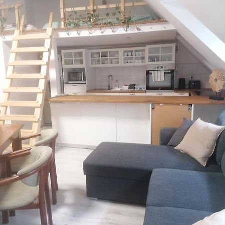 Ujkapu Sunshine Apartments 기오르 외부 사진