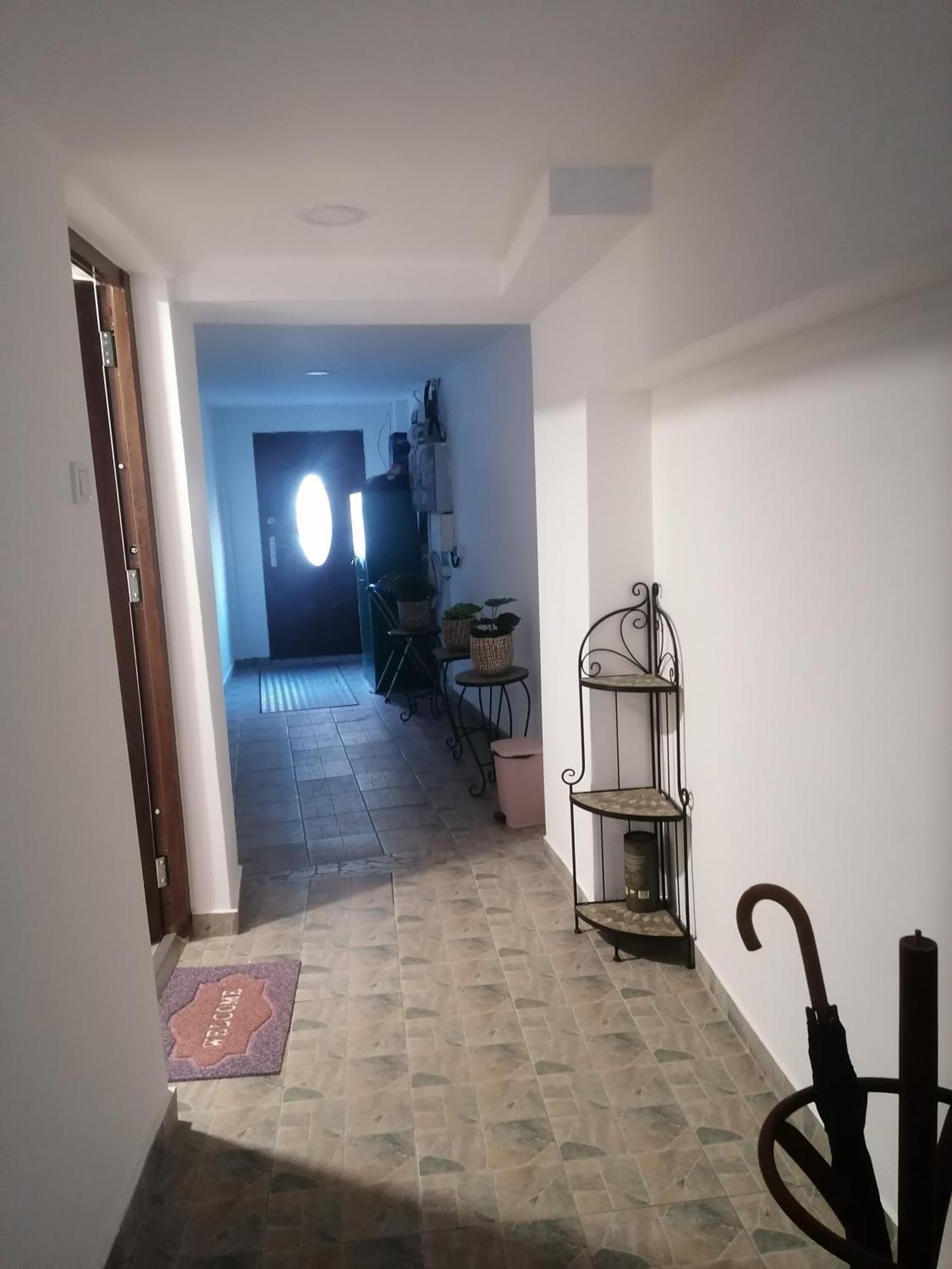 Ujkapu Sunshine Apartments 기오르 외부 사진