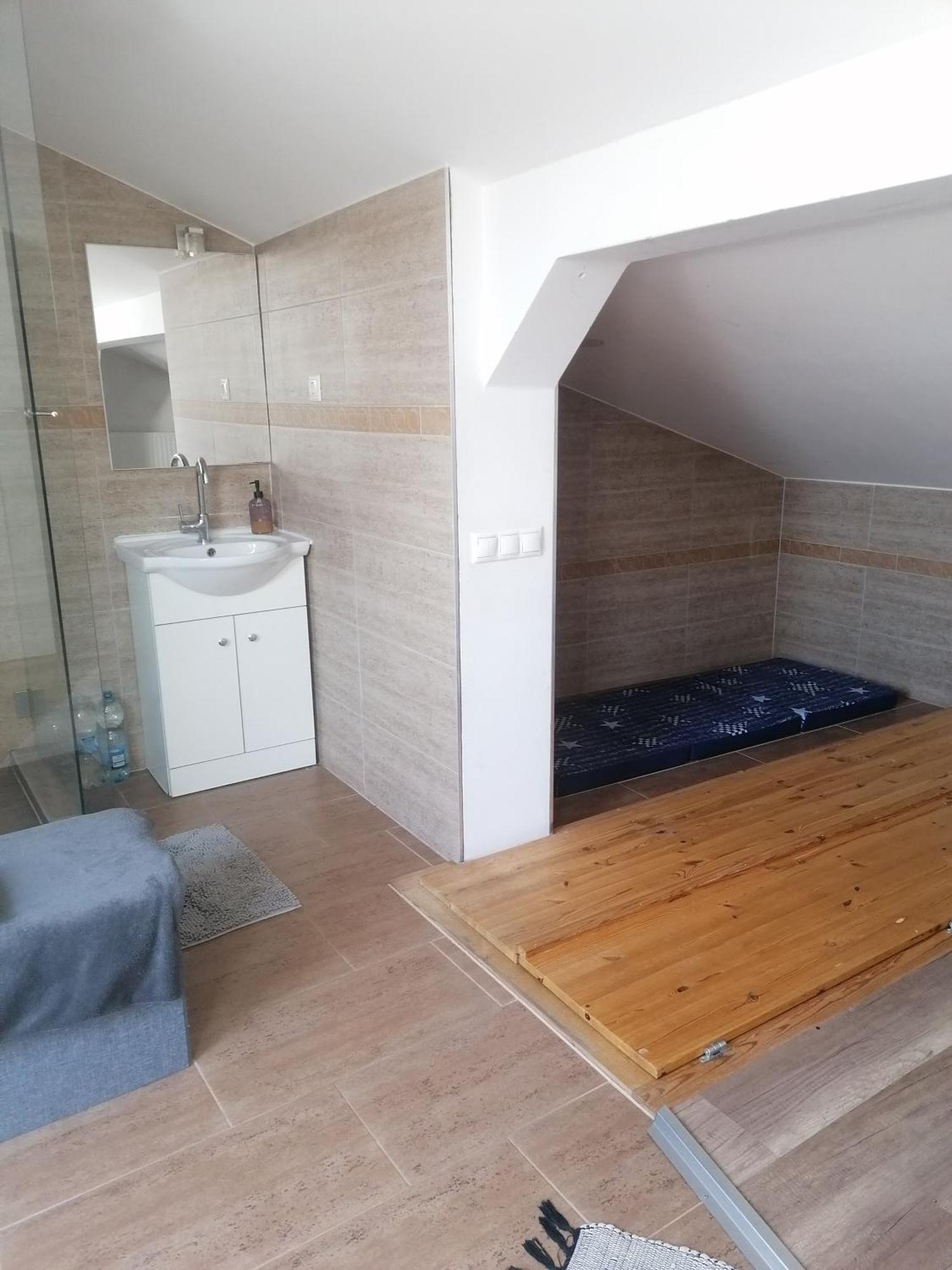 Ujkapu Sunshine Apartments 기오르 객실 사진