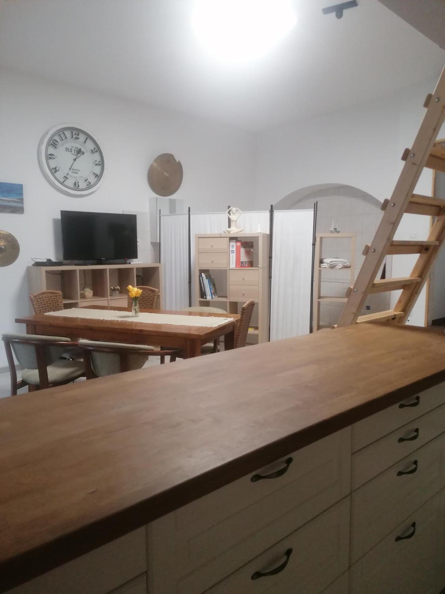 Ujkapu Sunshine Apartments 기오르 외부 사진